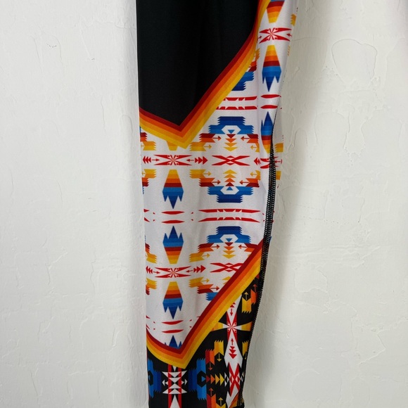 Skyn Style Youth Basketball Leggings Navajo Design Native American rare - Picture 3 of 6